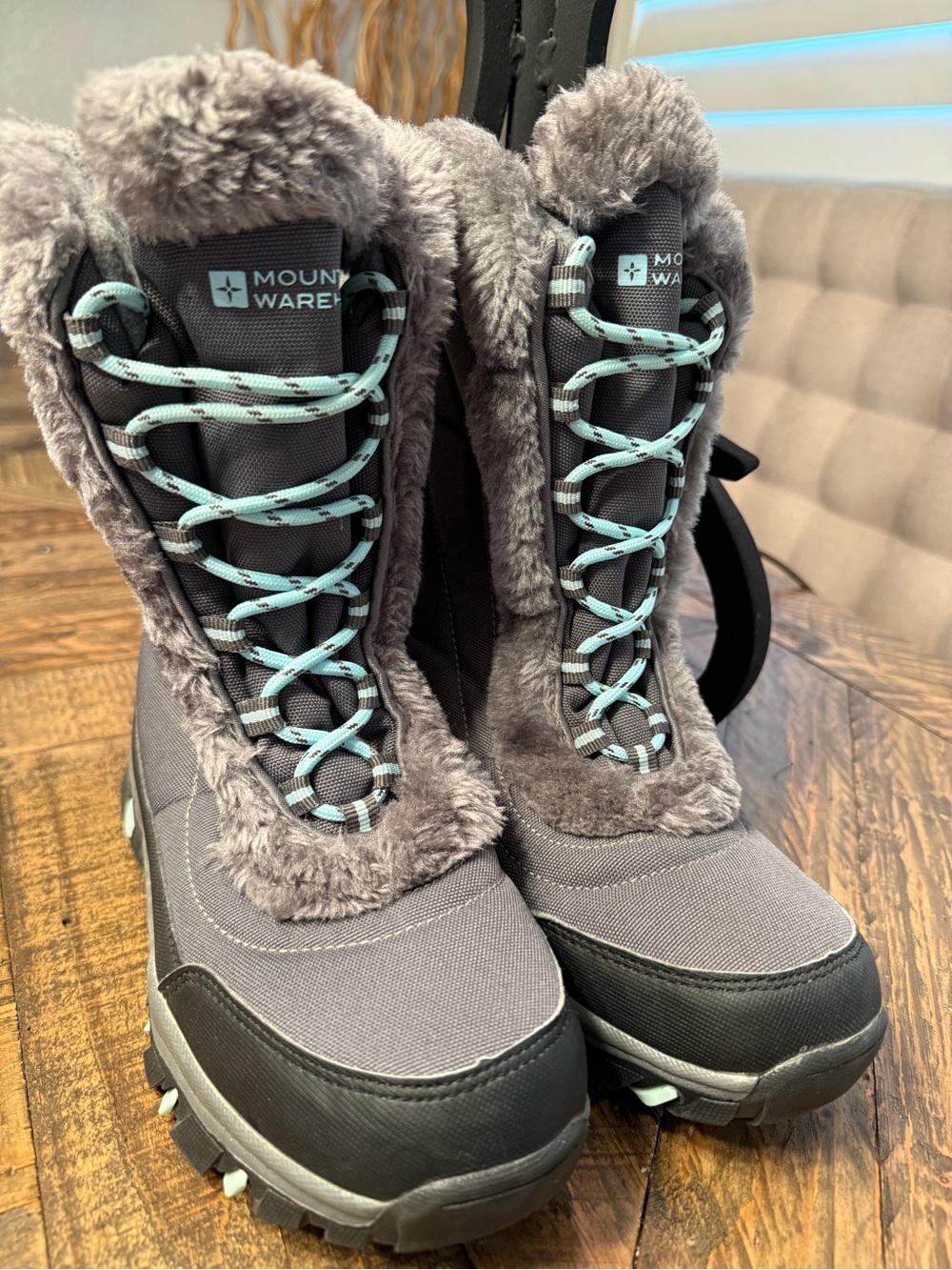 Mountain Warehouse Women’s Gray Winter Snow Boots with Mint Laces FauxFur Line